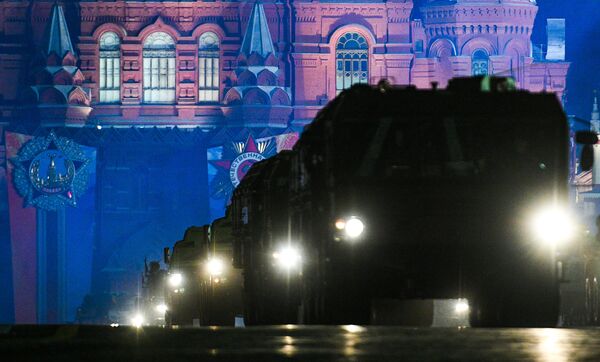 Rússia está desenvolvendo mísseis guiados de longo alcance para paraquedistas Rússia está desenvolvendo mísseis guiados de longo alcance para paraquedistas - Sputnik Brasil