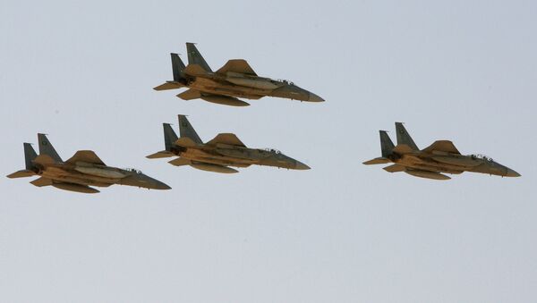 Caças F-15 da Força Aérea da Arábia Saudita - Sputnik Brasil