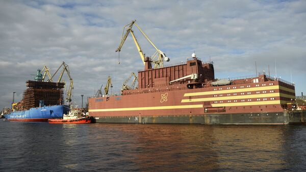 Usina nuclear flutuante russa Akademik Lomonosov - Sputnik Brasil