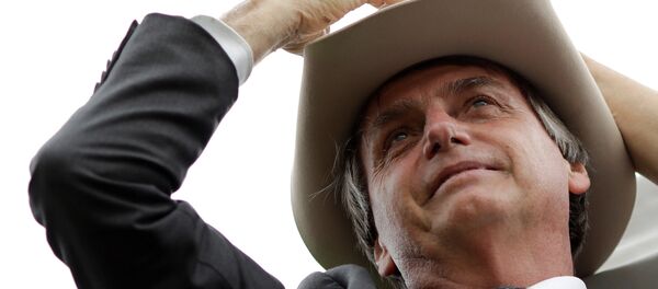 Jair Bolsonaro em protesto contra Lula em 4 de abril de 2018. - Sputnik Brasil