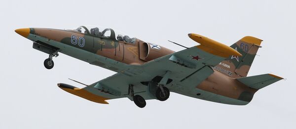 Avião Aero L-39 Albatros durante manobras táticas da aviação marítima russa da Frota do Mar Negro na região de Krasnodar - Sputnik Brasil