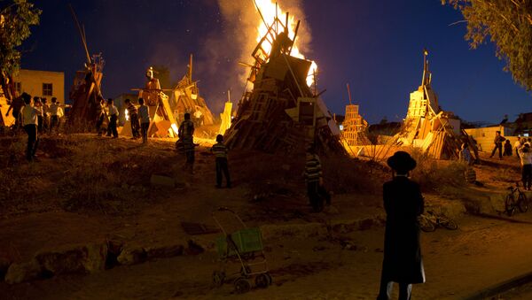 Celebração da festa judaica Lag BaÔmer (foto de arquivo) - Sputnik Brasil