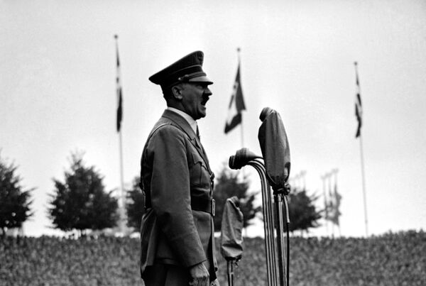 Caçada a Adolf Hitler: como tentaram aniquilar o Fuhrer - Sputnik Brasil