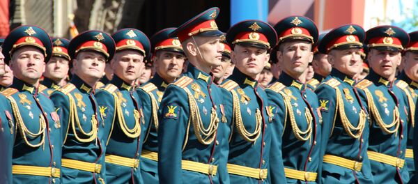 Regimento de Tropas Terrestres das Forças Armadas da Rússia passa pela Praça Vermelha durante a 73ª Parada da Vitória, na Praça Vermelha, em 9 de maio de 2018 - Sputnik Brasil