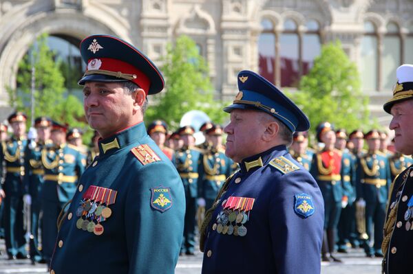 Comandantes dos destacamentos que participaram da 73ª Parada da Vitória, na Praça Vermelha, em 9 de maio de 2018 - Sputnik Brasil