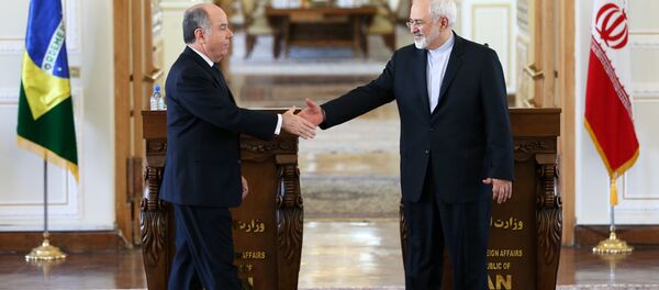 Mohammad Javad Zarif, Ministro das Relações Exteriores do Irã, em encontro com Mauro Luiz Iecker Vieira, Ministro das Relações Exteriores brasileiro, em 2015, em Teerã. - Sputnik Brasil