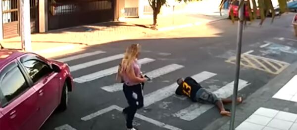 Policial militar reagiu e atirou contra suspeito em Suzano (SP) - Sputnik Brasil