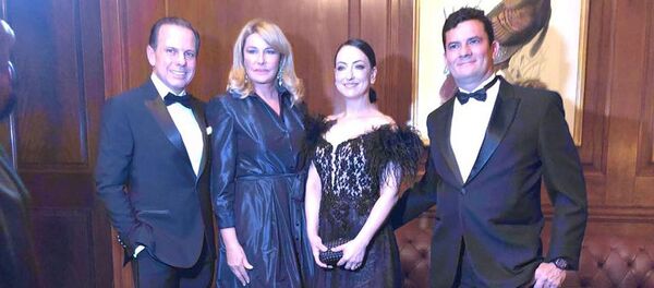 Sérgio Moro posa em Nova York ao lado da esposa Rosângela e do casal João e Bia Doria - Sputnik Brasil