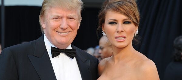 Donald Trump and his wife Melania arrives on the red carpet for the 83rd Annual Academy Awards held at the Kodak Theatre on February 27, 2011 in Hollywood, California. - Sputnik Brasil
