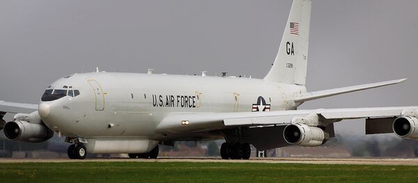 Avião norte-americano E-8C Joint STARS Avião norte-americano E-8C Joint STARS - Sputnik Brasil