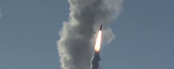 Lançamento de mísseis Bulava (imagem referencial) - Sputnik Brasil