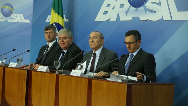 Ministros anunciam acordo celebrado com entidades que representam movimento dos caminhoneiros - Sputnik Brasil