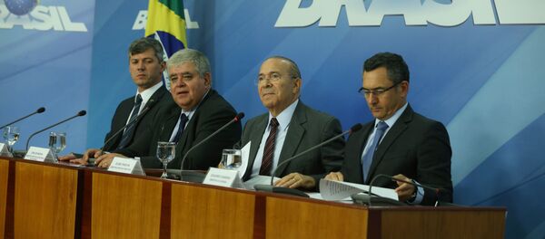 Ministros anunciam acordo celebrado com entidades que representam movimento dos caminhoneiros - Sputnik Brasil