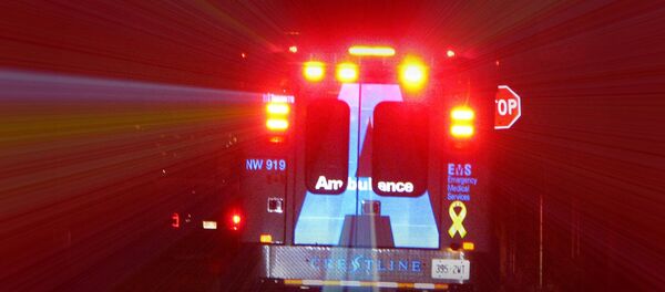 Ambulância no Canadá - Sputnik Brasil