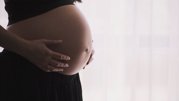 Mulher grávida (imagem referencial) - Sputnik Brasil