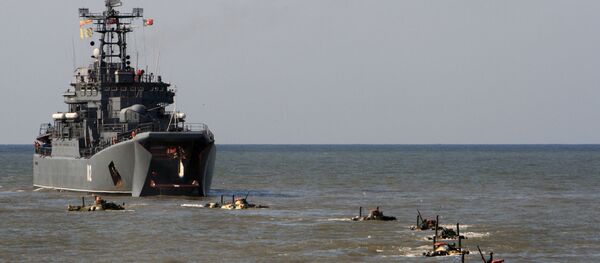 Exercícios de desembarque de tropas na região de Kaliningrado - Sputnik Brasil