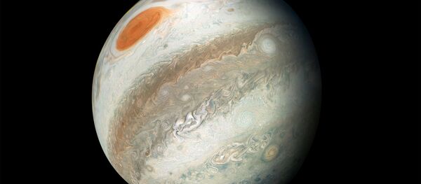 Uma foto de Júpiter captada pela sonda espacial Juno - Sputnik Brasil