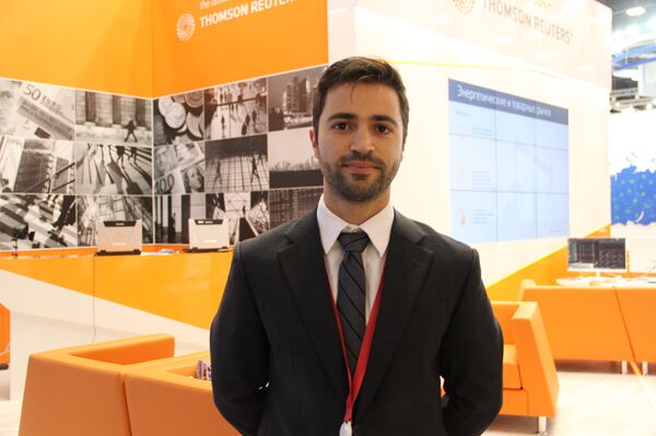 Representante da embaixada brasileira, segundo secretário Lucas Beltrami, no Fórum Econômico Internacional de São Petersburgo (SPIEF), em 26 de maio de 2018 - Sputnik Brasil