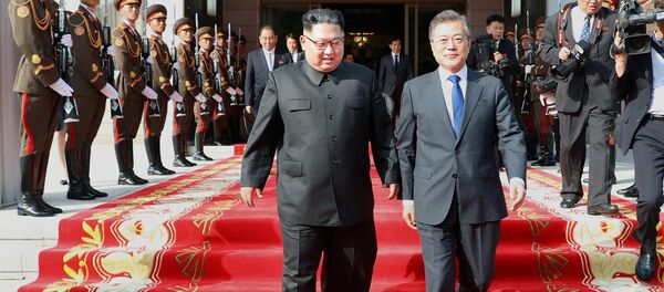 Encontro entre o líder norte-coreano, Kim Jong-un, e o presidente da Coreia do Sul, Moon Jae-in, 26 de maio de 2018 - Sputnik Brasil