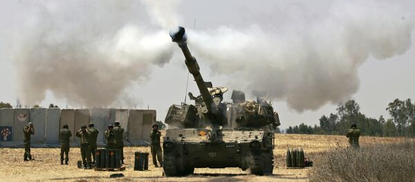 Tanque israelense dispara contra a Faixa de Gaza (foto de arquivo) - Sputnik Brasil