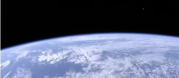 NASA interrompe transmissão depois de aparição da Lua roxa e verde - Sputnik Brasil