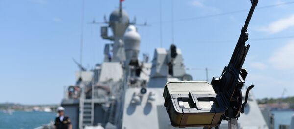 Navio Vyshny Volochek durante sua entrega à Frota do Mar Negro em Sevastopol - Sputnik Brasil