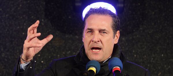 Heinz-Christian Strache, líder do Partido da Liberdade da Áustria (arquivo) Heinz-Christian Strache, líder do Partido da Liberdade da Áustria (arquivo) - Sputnik Brasil