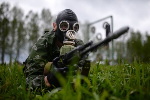 O concurso é realizado no polígono de treinamento da Escola Superior de Comando Militar de Novossibirsk - Sputnik Brasil