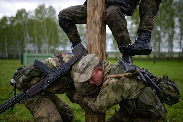 Os vencedores do concurso participarão dos Jogos Internacionais do Exército 2018, que serão realizados entre junho e agosto de 2018 na região de Novossibirsk - Sputnik Brasil