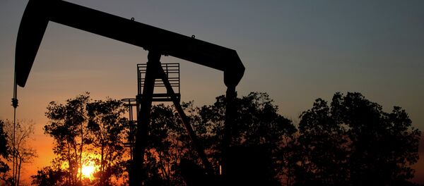 Oil well in a field near El Tigre, a town within Venezuela's Hugo Chavez oil belt, formally known as the Orinoco Belt Oil well in a field near El Tigre, a town within Venezuela's Hugo Chavez oil belt, formally known as the Orinoco Belt - Sputnik Brasil