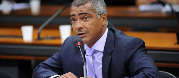 Senador Romário Senador Romário - Sputnik Brasil