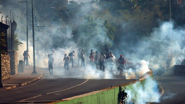 Manifestações antigovernamentais em Caracas - Sputnik Brasil