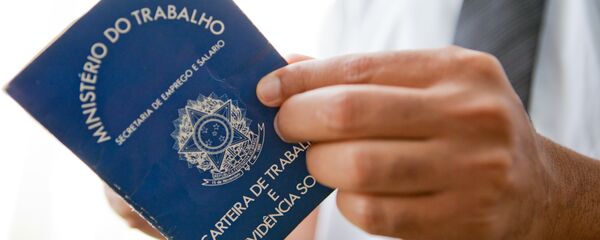 Carteira de Trabalho - Sputnik Brasil