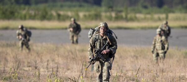 Soldados dos EUA durante as manobras Siber Strike 2018 na Lituânia - Sputnik Brasil