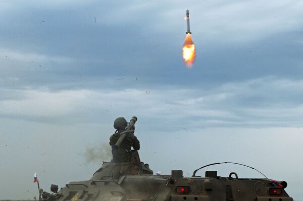 Índia pretende receber sistemas de mísseis russos Igla o mais rápido possível, segundo mídia - Sputnik Brasil