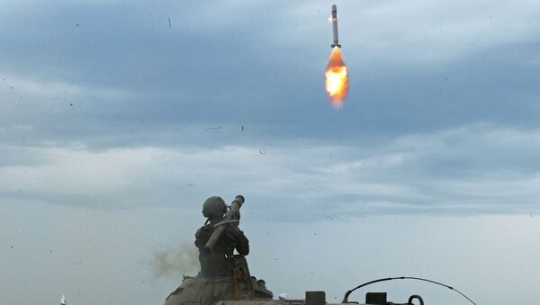 Lançamento de um míssil a partir do sistema Igla (foto de arquivo) - Sputnik Brasil