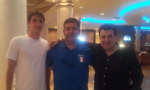 Mário Fernandes com os empresários Guilherme França Reis e Jorge Machado - Sputnik Brasil