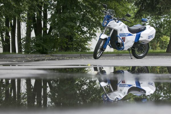 Moto eléctrica Izh Pulsar do consórcio Kalashnikov - Sputnik Brasil