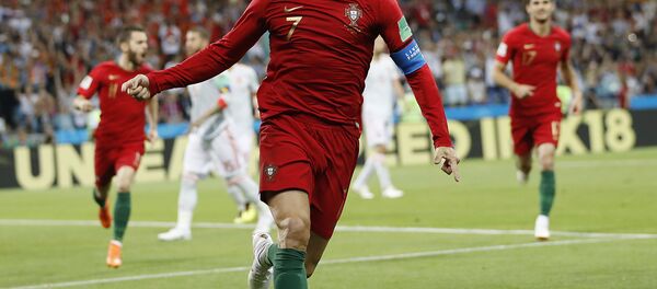 Cristiano Ronaldo comemora seu gol. - Sputnik Brasil