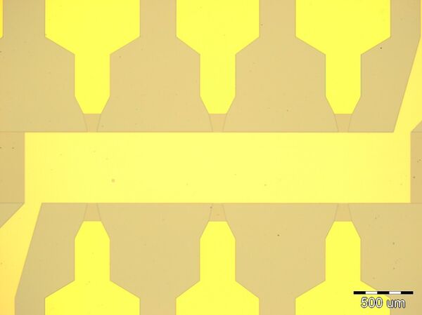 Estrutura Hall para medição de parâmetros eletrônicos dentro do campo magnético (escala 500 nm). - Sputnik Brasil