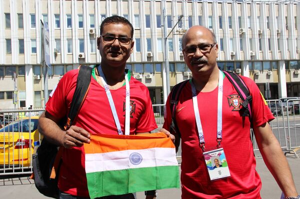Torcedores da equipe portuguesa, originais da Índia, antes do jogo Portugal-Marrocos, em 20 de junho de 2018, em Moscou - Sputnik Brasil