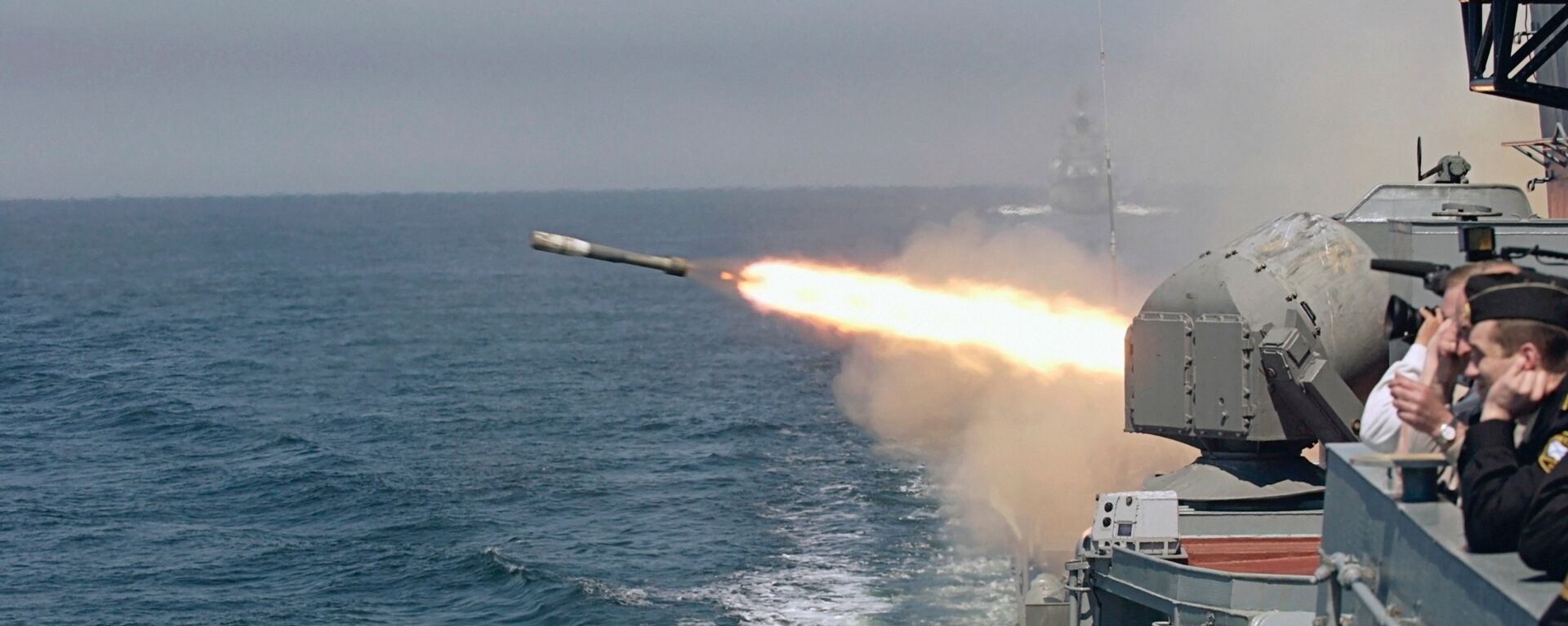 Exercícios das frotas do Báltico e do Norte, da Marinha russa - Sputnik Brasil, 1920, 31.07.2025