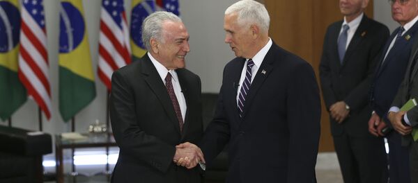 Presidente Michel Temer em encontro com o vice-presidente dos Estados Unidos Mike Pence - Sputnik Brasil