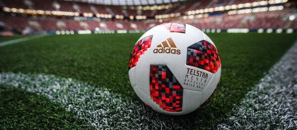 Telstar Mechta, a bola da fase de mata-mata da Copa do Mundo de 2018. - Sputnik Brasil