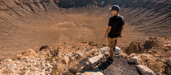 Cratera formada por meteorito no estado do Arizona, EUA - Sputnik Brasil