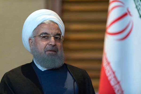 Mesmo com amplas perdas pelo coronavírus, Irã é alvo de novas sanções dos EUA - Sputnik Brasil