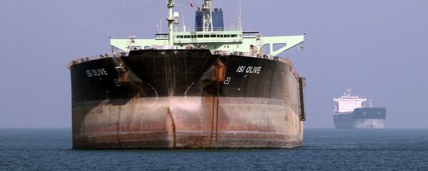 Petroleiro no porto de Bandar Abbas, no sul do Irã (foto de arquivo) - Sputnik Brasil