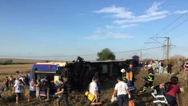 Acidente de trem em Tekirdag, no noroeste da Turquia - Sputnik Brasil