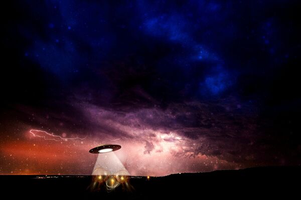 'OVNI' teria surgido durante passagem de tornado em Amsterdã (VÍDEO)  - Sputnik Brasil