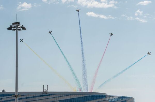 Equipe de acrobacia aérea Rus' - Sputnik Brasil